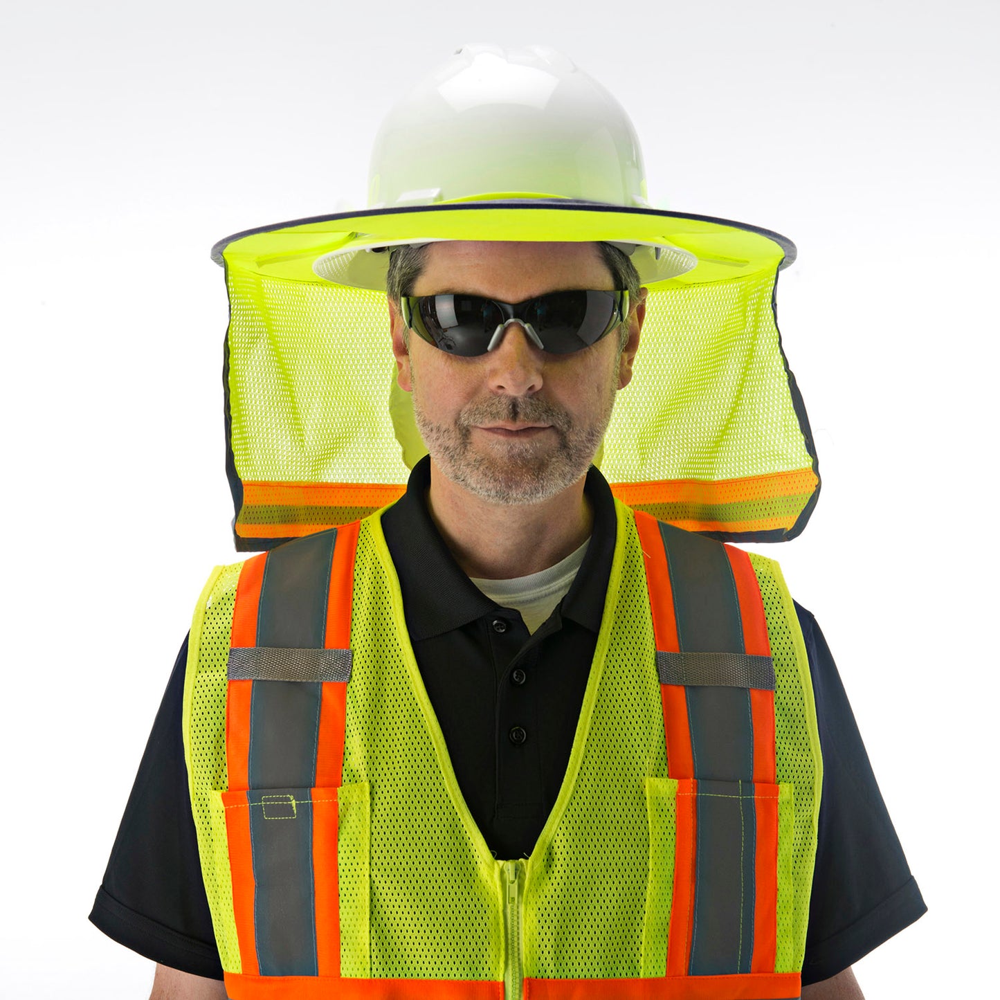 Casco, protección para el cuello